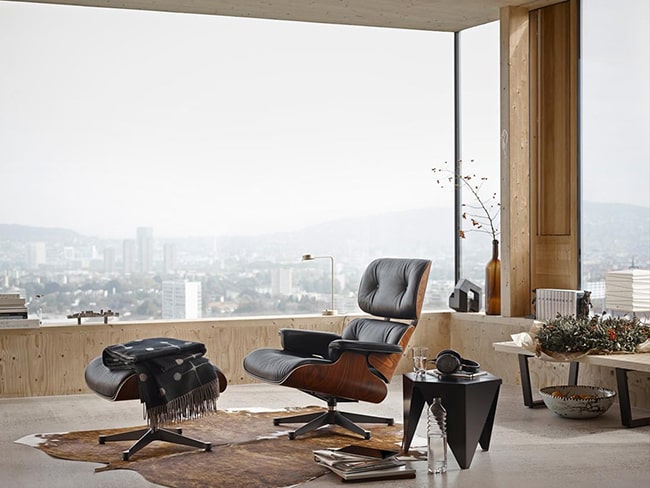 Lounge Chair Carousel 1